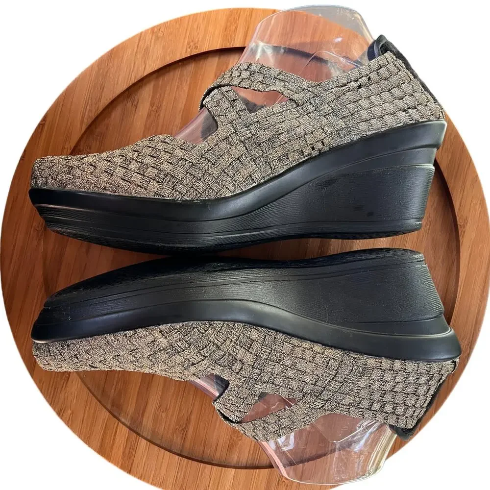 CORKYS Wishbone Women's 10 Woven Wedge Shoes Comfort Slip On Gold Black